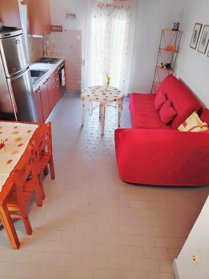 Nicole'S Residence Polychrono Extérieur photo